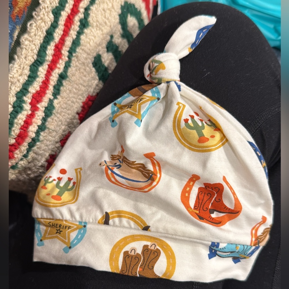 Angel dear bamboo 0-6month hat